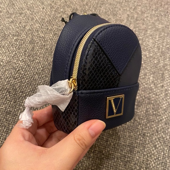 NEW Victoria’s Secret Dark Blue Micro Bag Keychain Charm - Picture 3 of 5